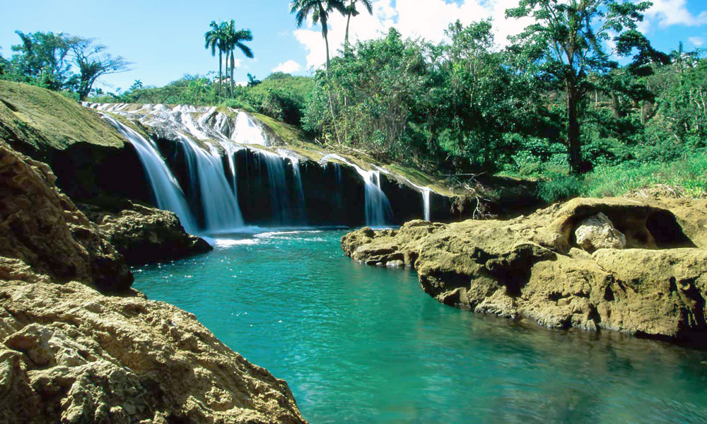 El Nicho Falls